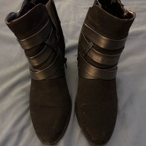 Black suede/leather bootie